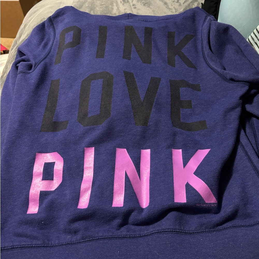 Women’s purple hoodie from Pink size large